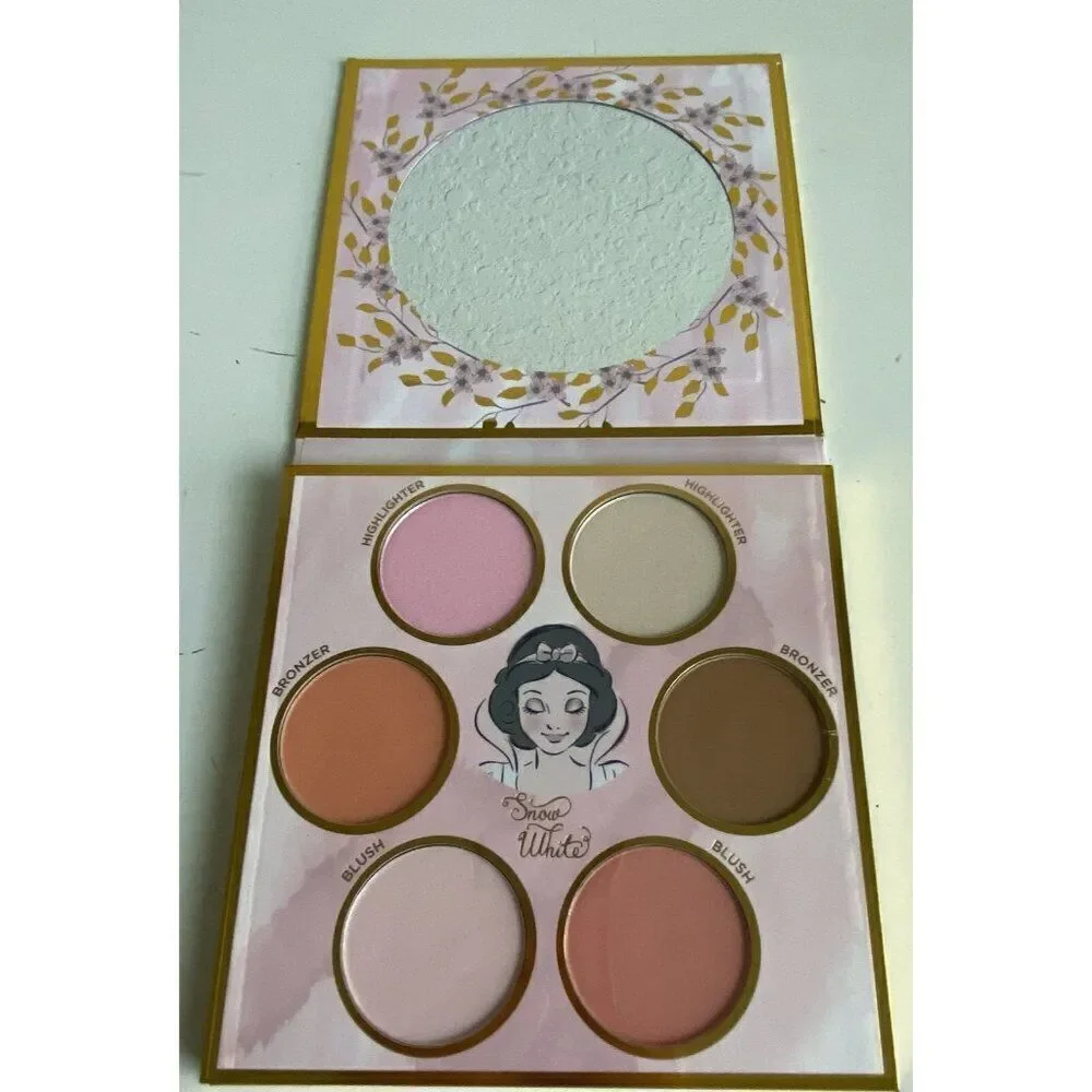Disney SNOW WHITE 6 Shade Complexion Palette Blush Highlighter Bronzer Mirror